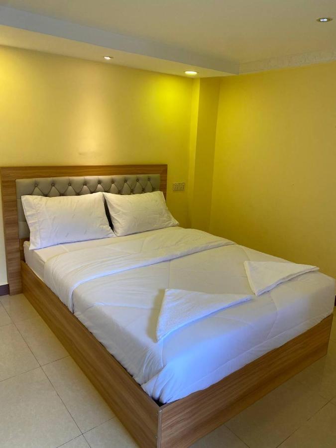Soma Hotel Пномпень Экстерьер фото